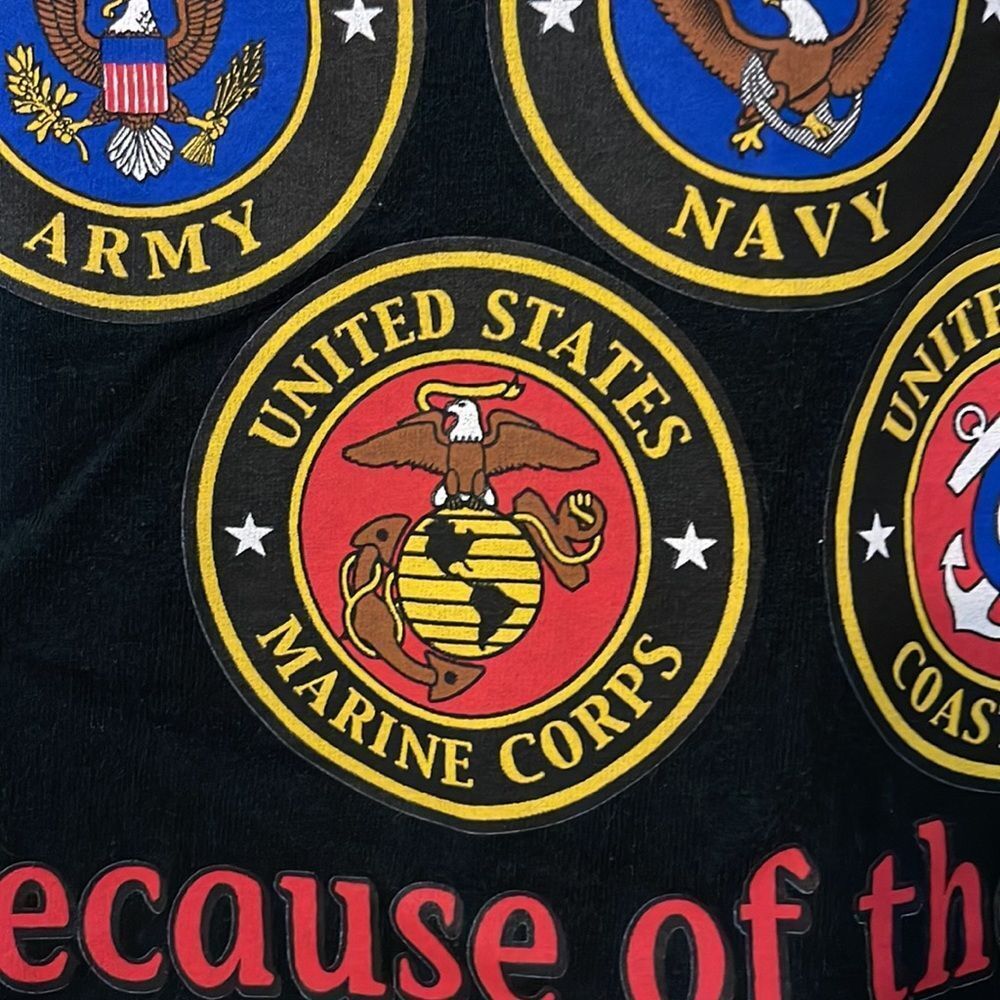 US Military Land of the Free Because of the Brave Gildan Mens Tee Size Large - Picture 7 of 16